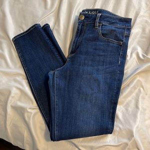 Never worn, American eagle jeggings